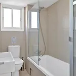 Phaedrus Living: Romanou Modern Center Flat Appartement *